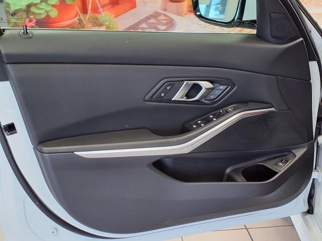 2024 BMW 3 Series 330i