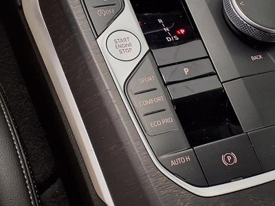 2024 BMW 3 Series 330i