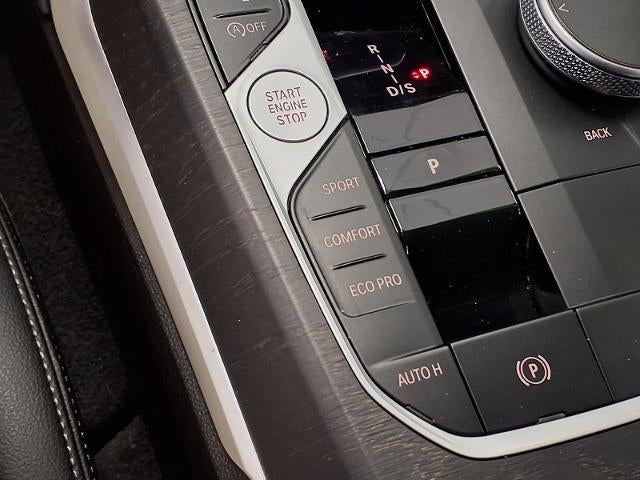 2024 BMW 3 Series 330i