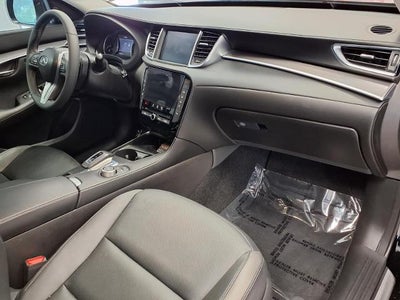 2023 INFINITI QX50 LUXE