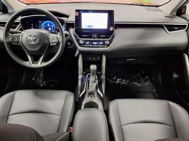 2025 Toyota Corolla Cross XLE