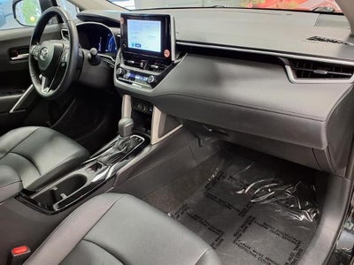 2025 Toyota Corolla Cross XLE