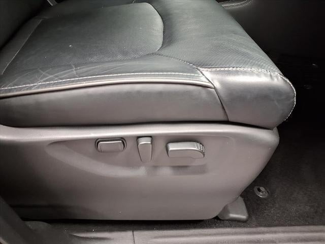 2023 INFINITI QX80 LUXE