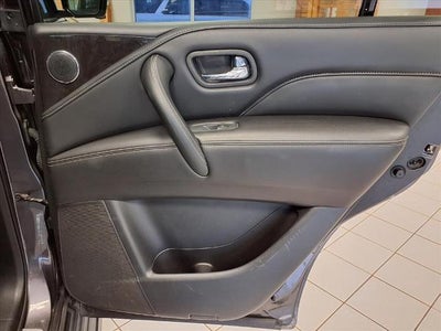 2023 INFINITI QX80 LUXE