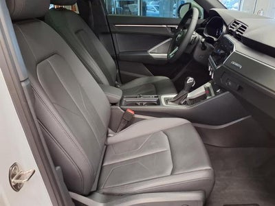 2024 Audi Q3 S line Premium