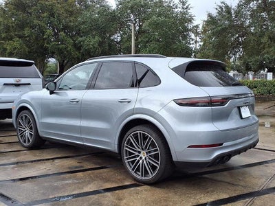2022 Porsche Cayenne S