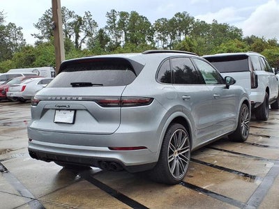 2022 Porsche Cayenne S