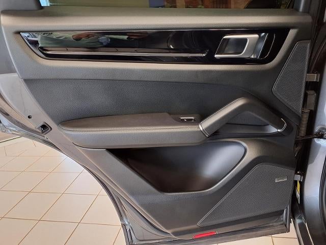 2019 Porsche Cayenne S