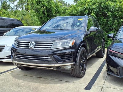 2017 Volkswagen Touareg Wolfsburg Edition