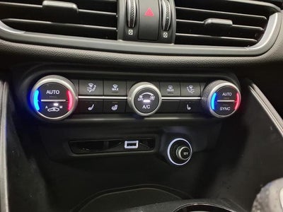 2023 Alfa Romeo Giulia Base