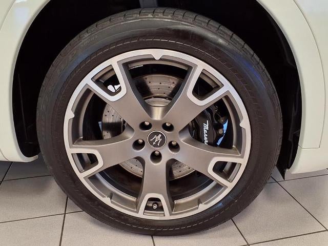 2023 Maserati Levante Modena