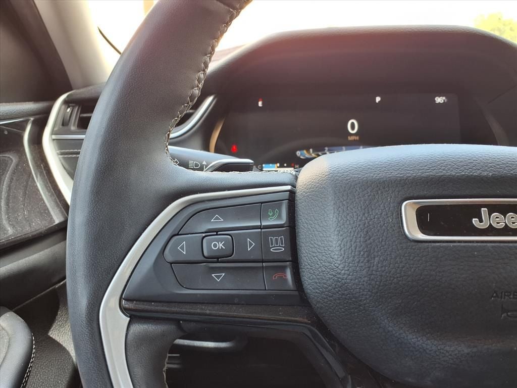 2023 Jeep Grand Cherokee L Laredo