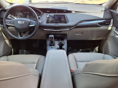 2023 Cadillac XT4 Luxury