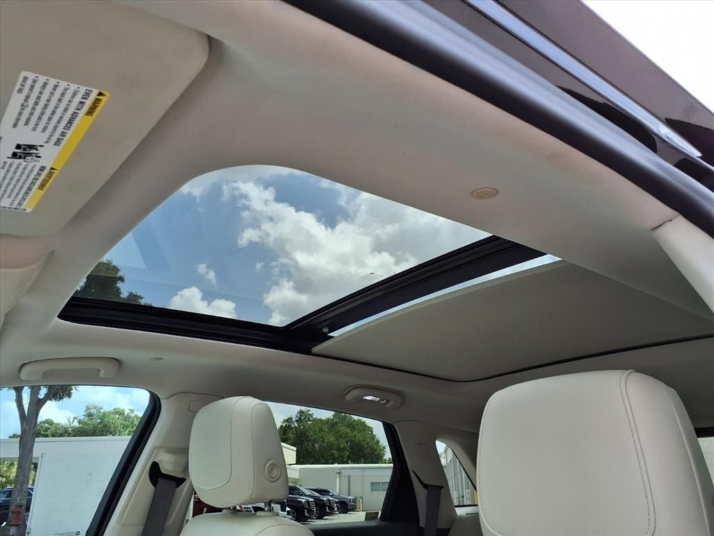2022 Cadillac XT5 Premium Luxury