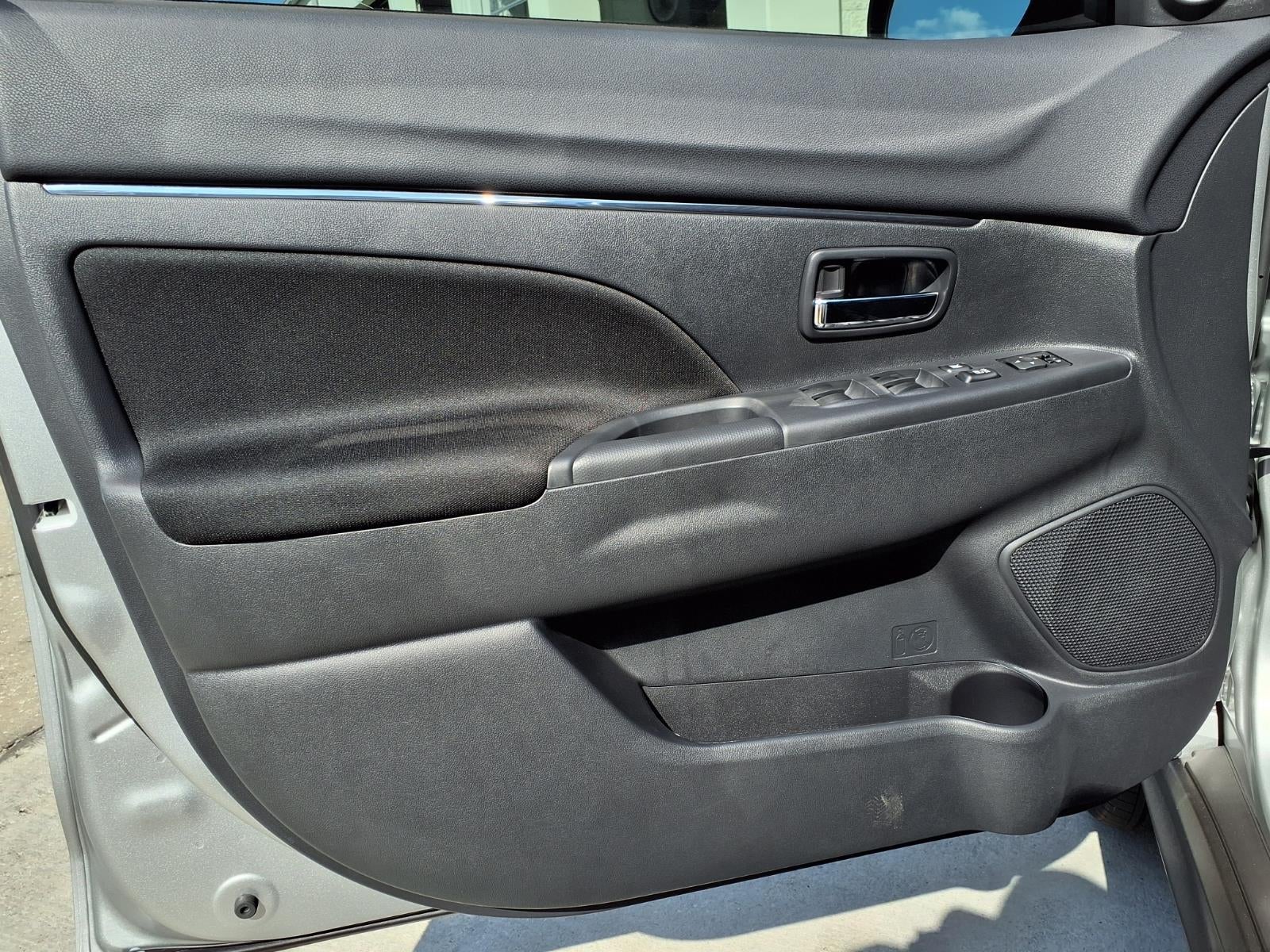 2026 Mitsubishi Outlander Sport 2.0 LE