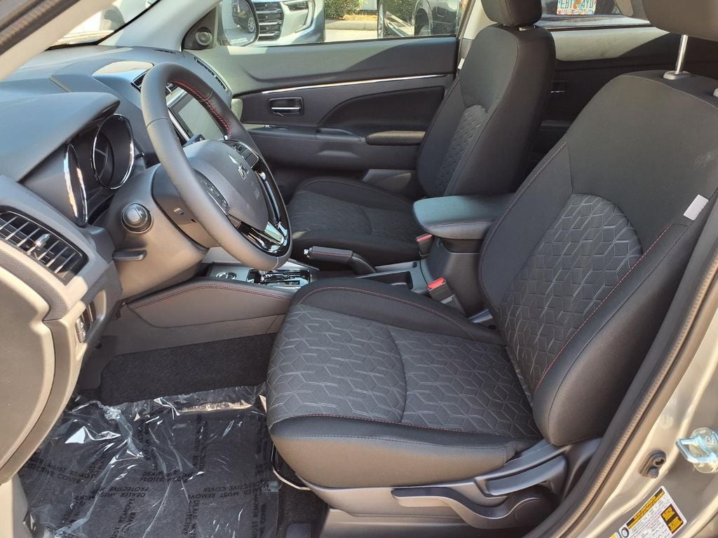 2026 Mitsubishi Outlander Sport 2.0 LE