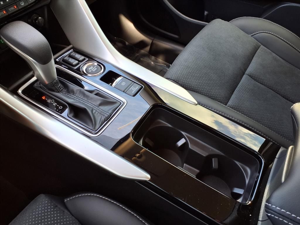 2026 Mitsubishi Eclipse Cross SE