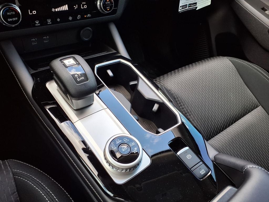 2026 Mitsubishi Outlander ES