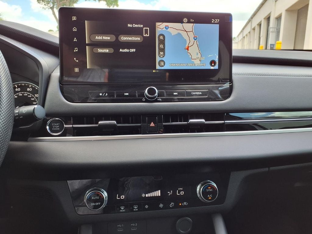 2026 Mitsubishi Outlander ES