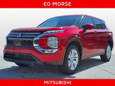 2026 Mitsubishi Outlander ES