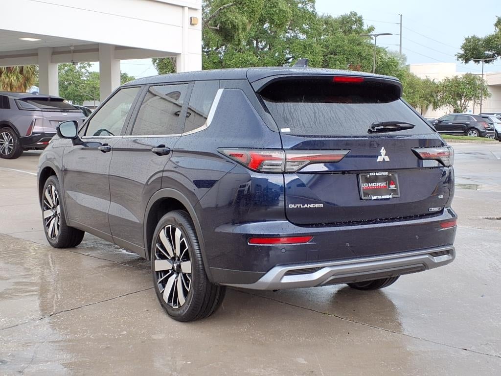 2025 Mitsubishi Outlander SE