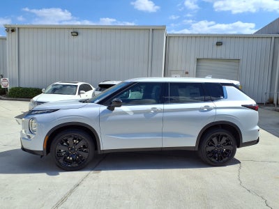 2026 Mitsubishi Outlander LE