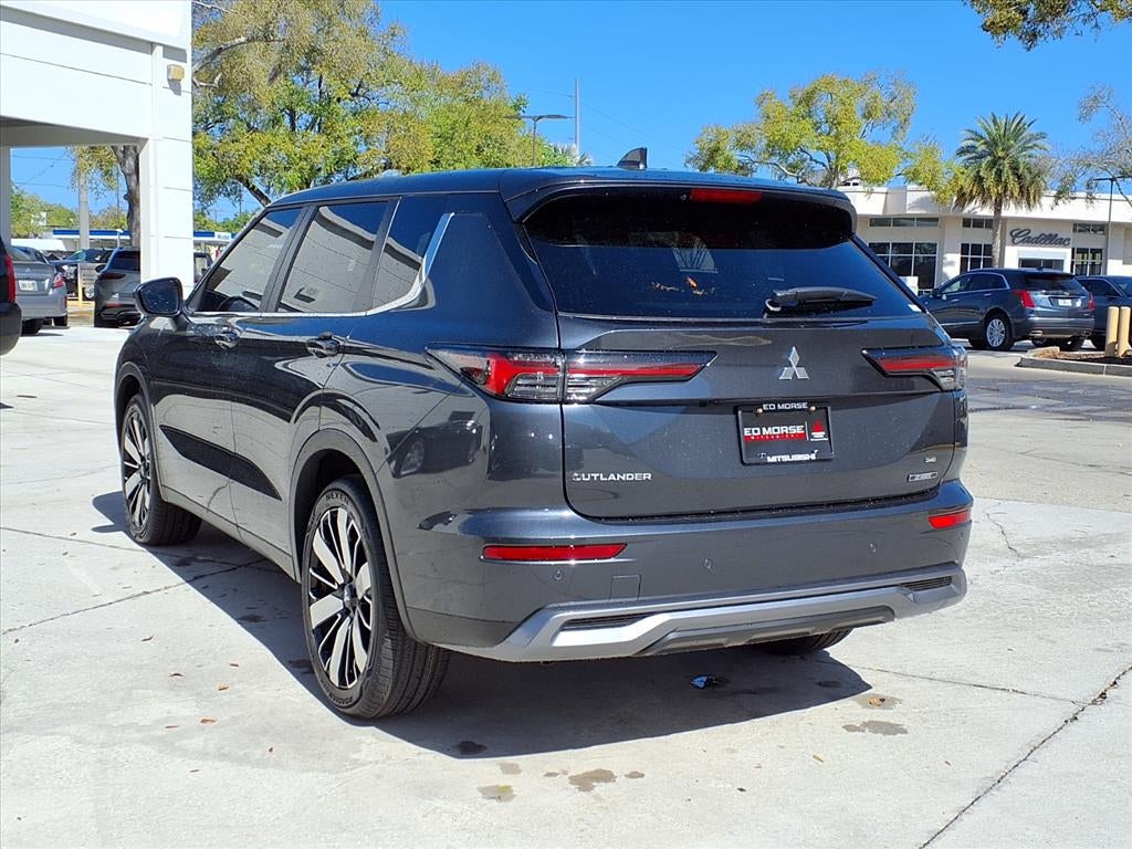 2026 Mitsubishi Outlander SE