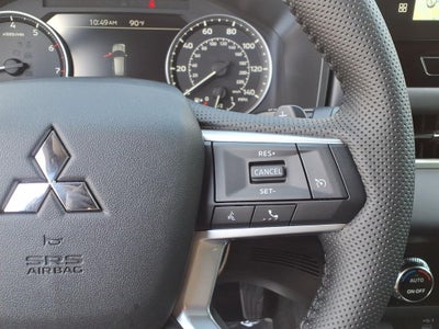 2026 Mitsubishi Outlander LE