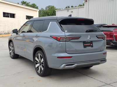 2025 Mitsubishi Outlander SEL