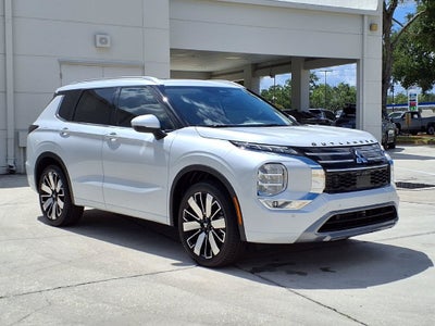 2026 Mitsubishi Outlander SEL