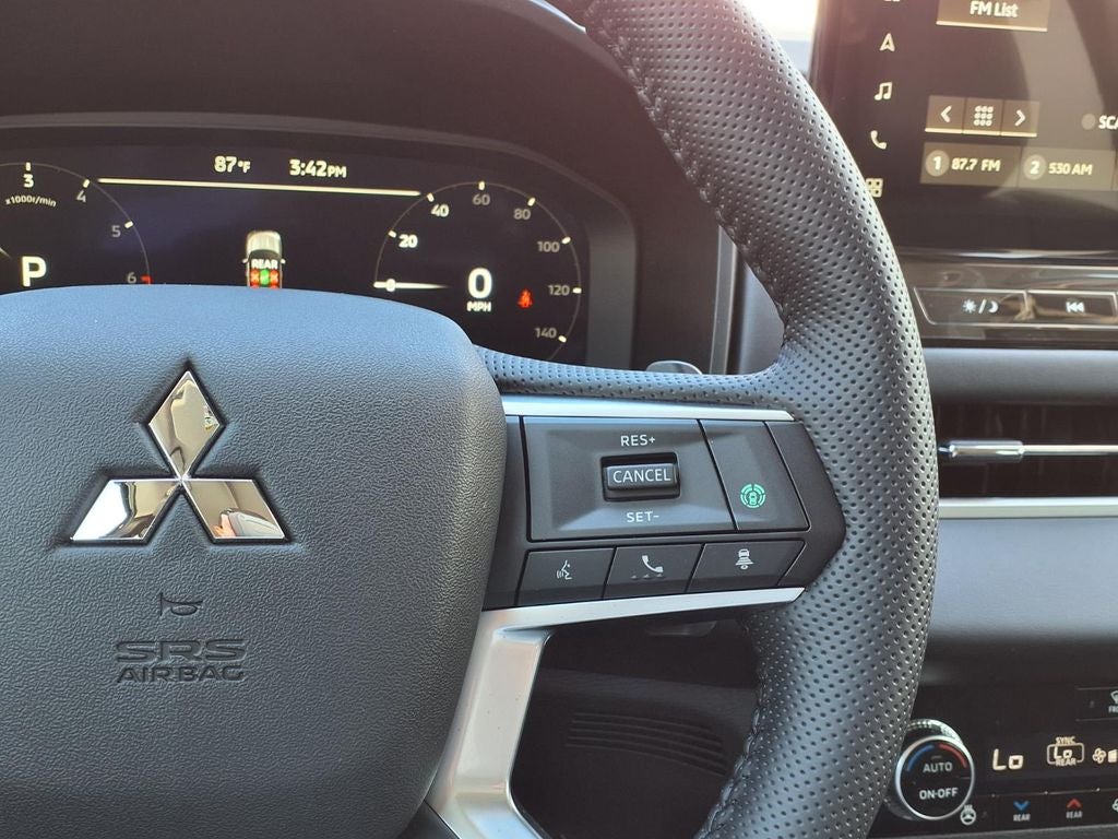 2026 Mitsubishi Outlander SEL