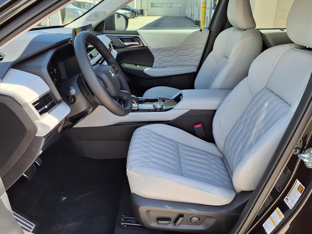 2026 Mitsubishi Outlander SEL