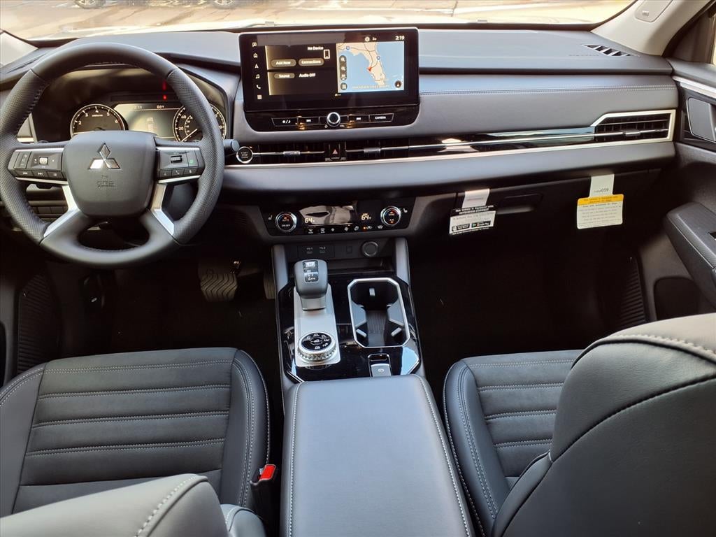 2025 Mitsubishi Outlander Trail Edition