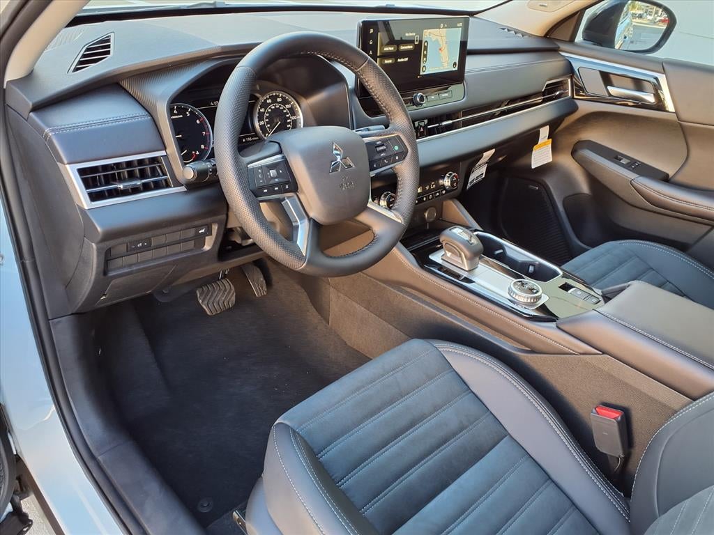 2025 Mitsubishi Outlander Trail Edition