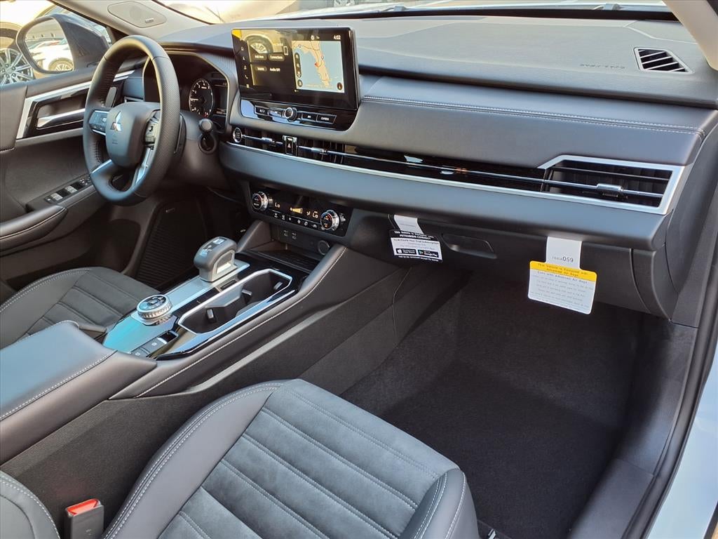 2025 Mitsubishi Outlander Trail Edition