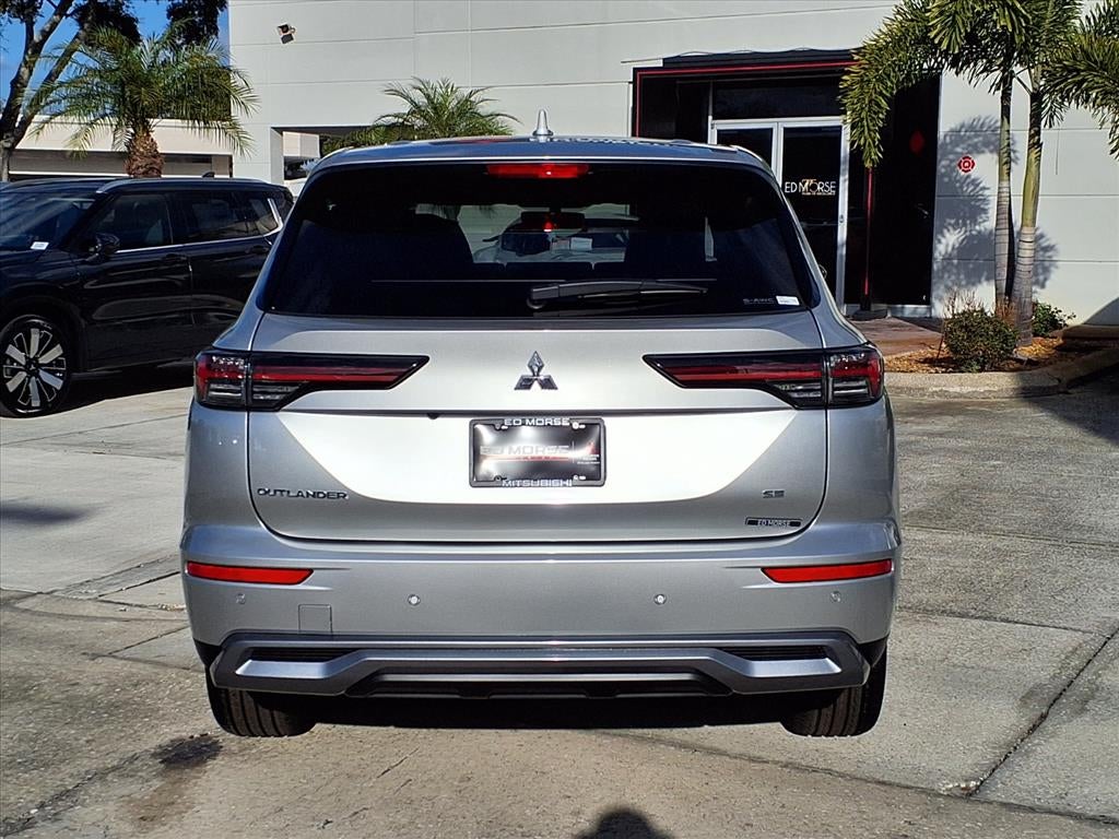 2026 Mitsubishi Outlander SE