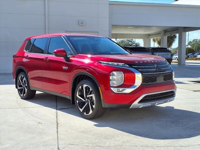2025 Mitsubishi Outlander PHEV SE