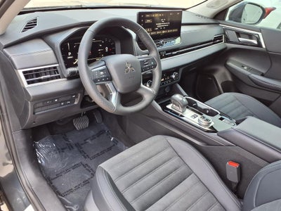 2026 Mitsubishi Outlander PHEV SE