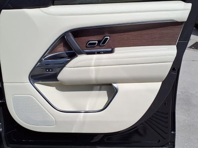 2025 Land Rover Range Rover SE LWB