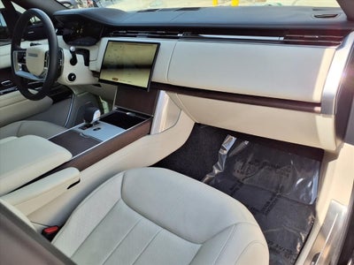 2025 Land Rover Range Rover SE LWB