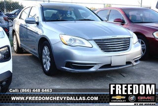 2013 Chrysler 200 Touring