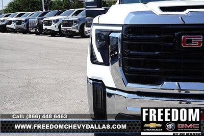 2025 GMC Sierra 2500 HD Pro