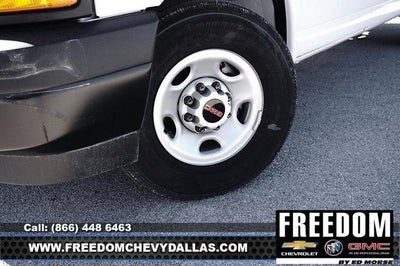 2025 GMC Savana Cargo Base