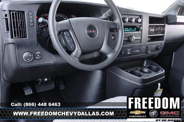 2025 GMC Savana Cargo Base