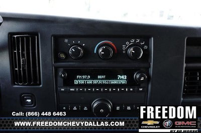 2025 GMC Savana Cargo Base