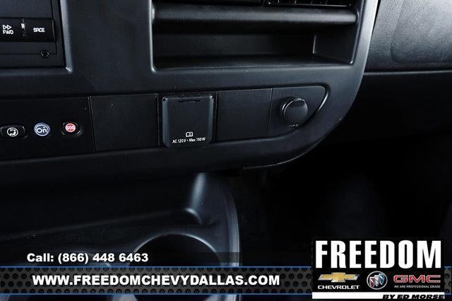 2025 GMC Savana Cargo Base