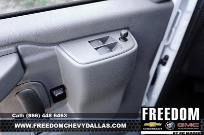 2025 GMC Savana Cargo Base