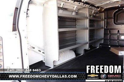 2025 GMC Savana Cargo Base