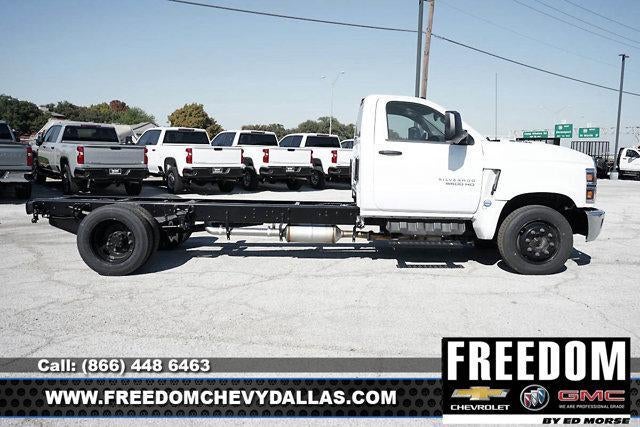 2023 Chevrolet Silverado 5500 HD LT