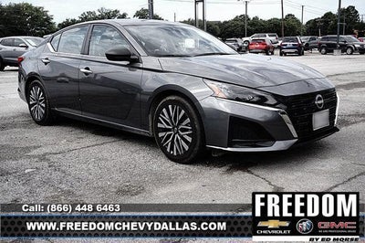 2025 Nissan Altima SV FWD